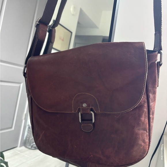 Jack George’s leather crossbody bag - Picture 2 of 4